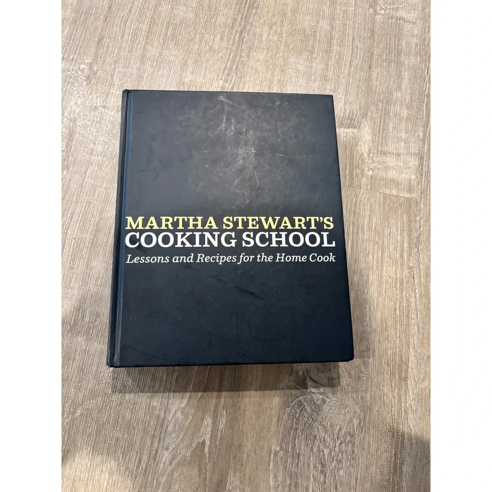 Martha Stewart's Cooking School Hardcover First‎ Edition Cookbook 2008